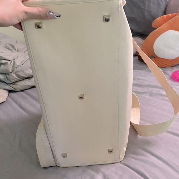 *SOLD* BEIS Everyday Pet Tote in Beige - Picture 7 of 8